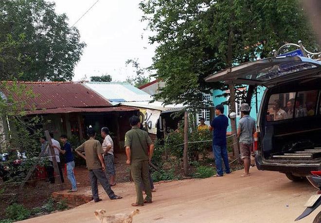 nghi an be trai 8 tuoi bi nguoi tinh cua me bao hanh den chet roi voi vang mai tang - 1